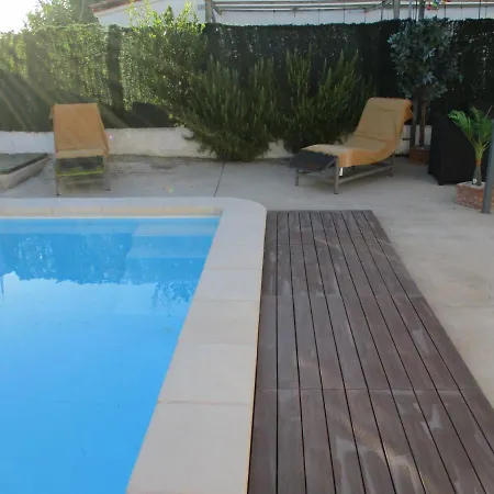 Casa Con Piscina Privada En Barrio Tranquilo Holiday home