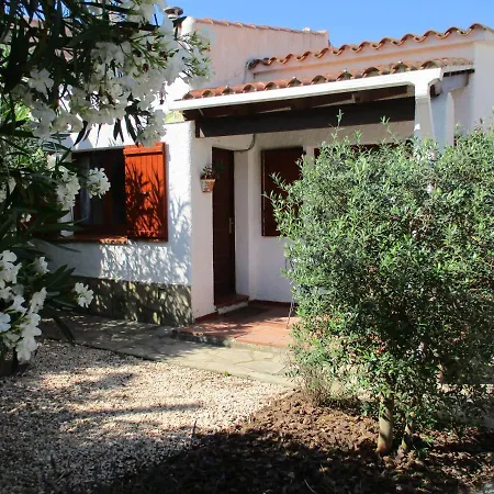 Casa Con Piscina Privada En Barrio Tranquilo Holiday home Castello  D'Empuries
